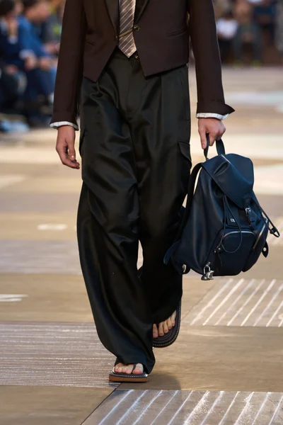 Look 26